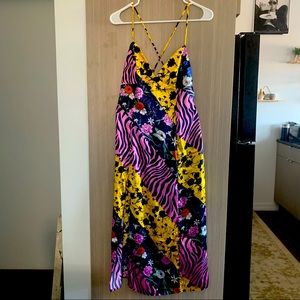 Dollskill NWT pattern dress L